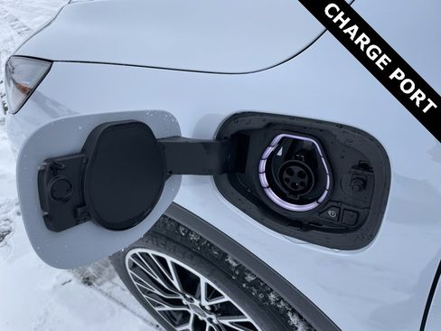 New 2026 Ford Escape SE image 59