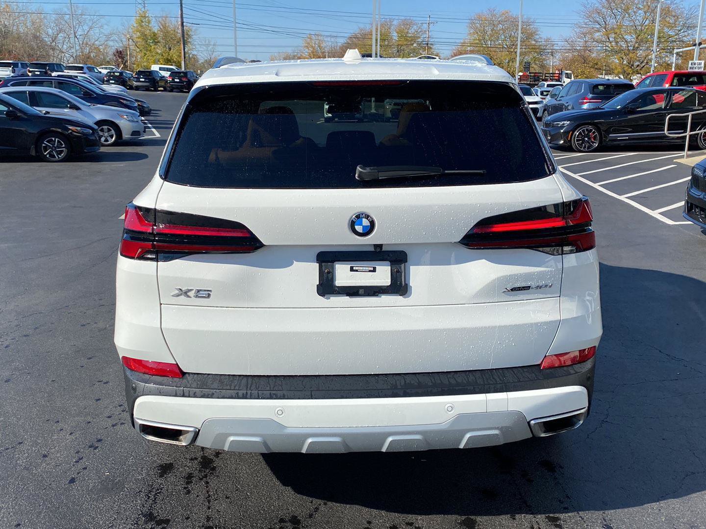 Used 2024 BMW X5 xDrive40i w/ Premium Package AWD/4WD image 4