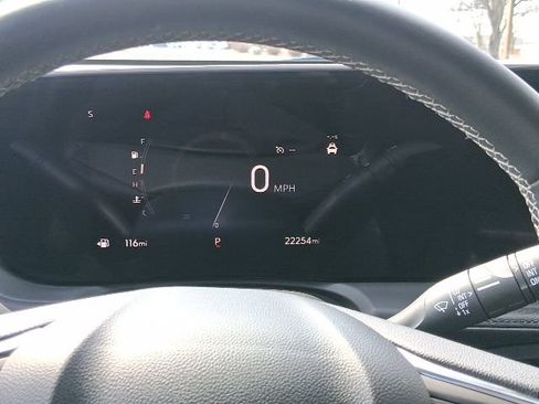 Used 2024 Buick Encore GX Preferred AWD/4WD image 20