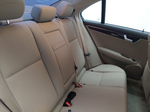 Used 2014 Mercedes-Benz C 300 4MATIC Sport w/ Multimedia Package image 19