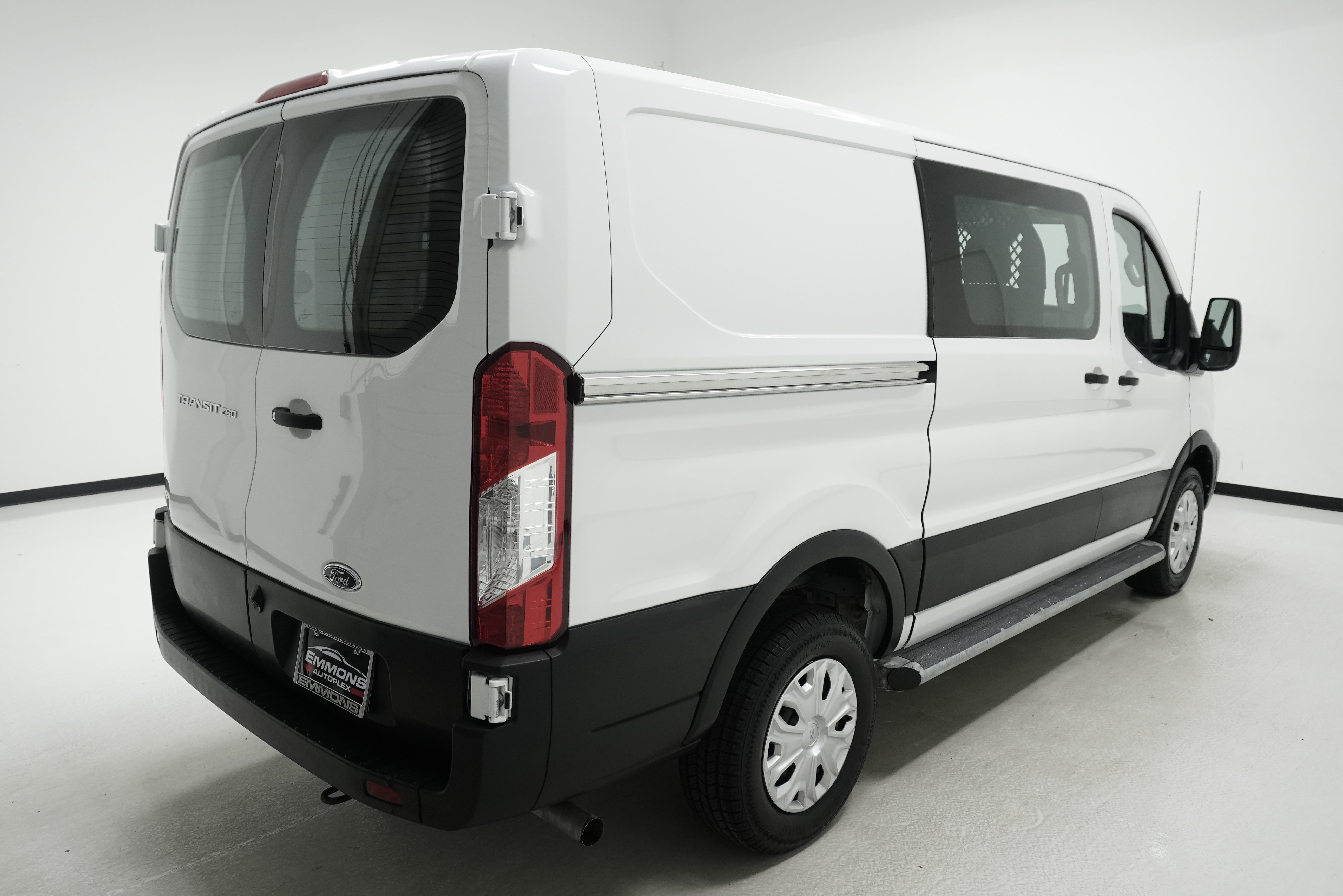 Used 2021 Ford Transit 250 Low Roof w/ Exterior Upgrade Package RWD image 4