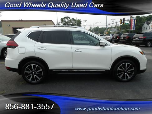Used 2018 Nissan Rogue SL w/ Premium Package AWD/4WD image 4
