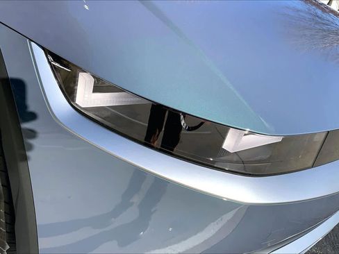 Used 2023 Hyundai Ioniq 5 SE image 24