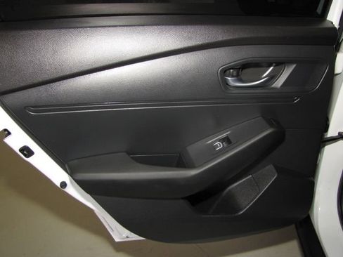 Certified 2025 Honda Accord LX image 12