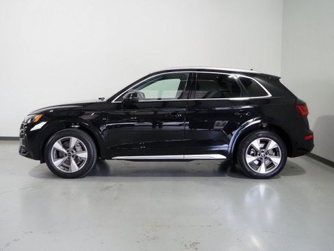 Used 2023 Audi Q5 2.0T Premium w/ Convenience Package AWD/4WD image 9