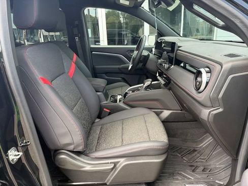 Certified 2024 Chevrolet Colorado Z71 w/ Z71 Convenience Package 2 AWD/4WD image 15