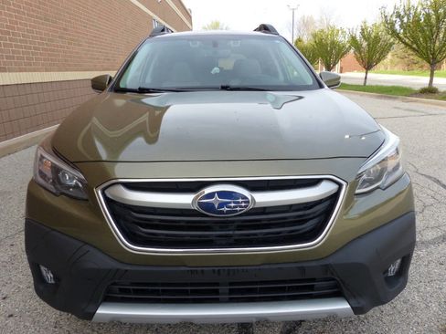 Used 2022 Subaru Outback Limited w/ Popular Package #2 AWD/4WD image 11