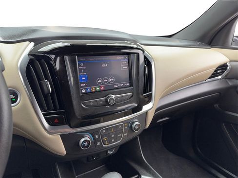 Used 2023 Chevrolet Traverse LS w/ Midnight/Sport Edition image 24