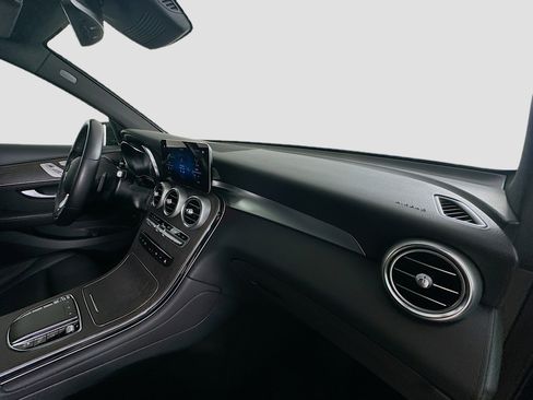 Certified 2022 Mercedes-Benz GLC 300 300 w/ Multimedia Package Lite image 39