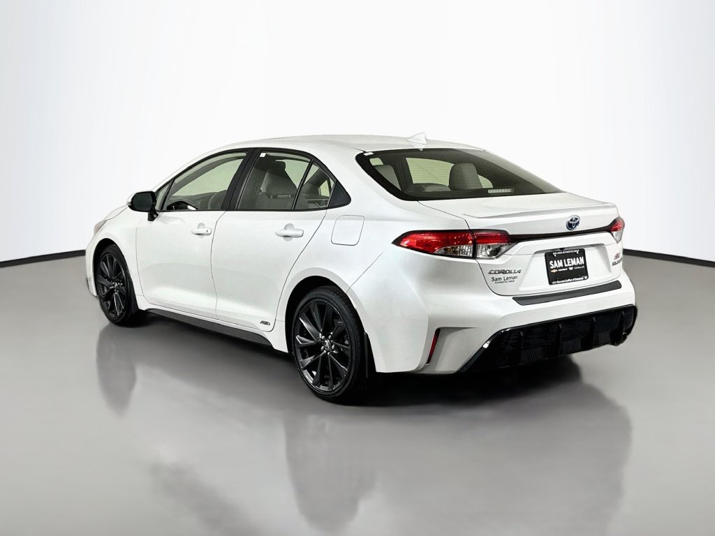 Used 2024 Toyota Corolla Hybrid AWD Sedan image 5