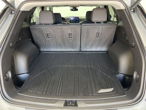 Used 2024 Chevrolet Blazer LT w/ Convenience Package FWD image 22
