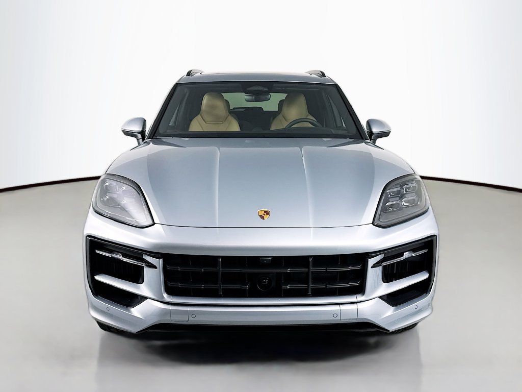 Certified 2026 Porsche Cayenne AWD/4WD image 6