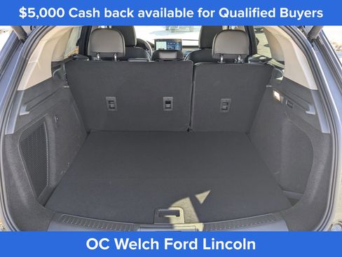 New 2026 Lincoln Corsair Premiere image 15