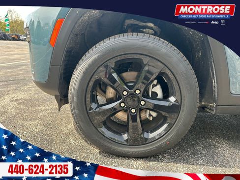 New 2026 Jeep Grand Cherokee Limited w/ Limited Altitude Package AWD/4WD image 33