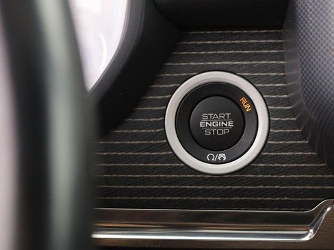 Used 2021 RAM 1500 Limited image 15