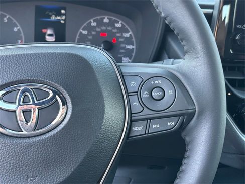 Certified 2024 Toyota Corolla SE image 12