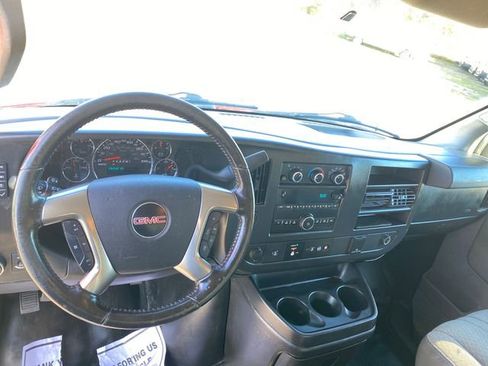 Used 2016 GMC Savana 3500 Extended image 20