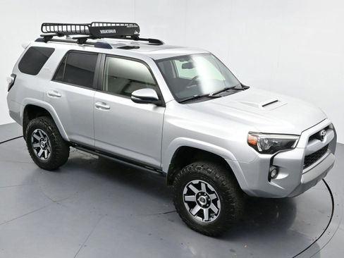 Used 2019 Toyota 4Runner TRD Off-Road Premium AWD/4WD image 45