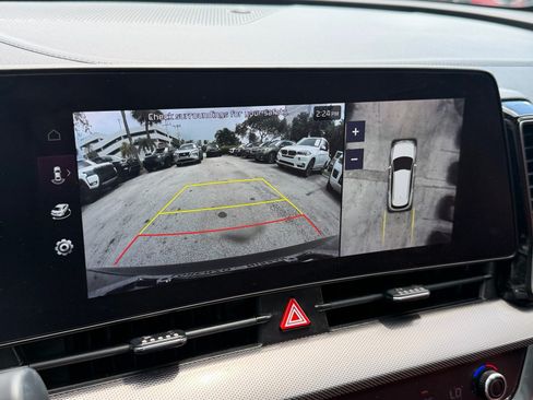 Used 2023 Kia Sportage SX FWD image 25