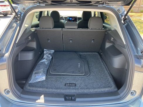 Used 2025 Volkswagen Tiguan S FWD image 27