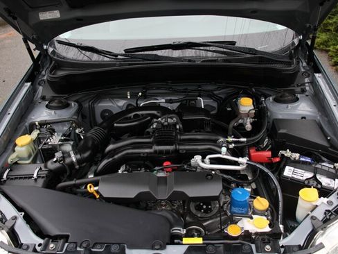 Used 2011 Subaru Forester 2.5X image 17