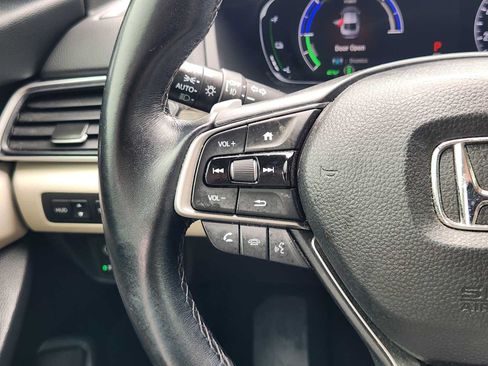 Used 2020 Honda Accord Touring image 26