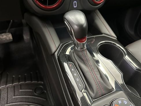 Used 2021 Chevrolet Blazer RS w/ Enhanced Convenience Package image 25