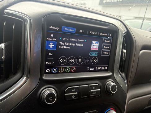 Used 2020 Chevrolet Silverado 2500 LTZ w/ LTZ Premium Package image 23