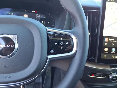 New 2026 Volvo XC60 B5 Plus w/ Protection Package Premier image 18