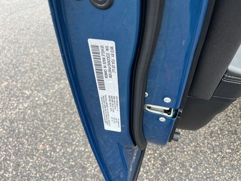 Used 2023 Dodge Charger GT w/ Blacktop Package image 31