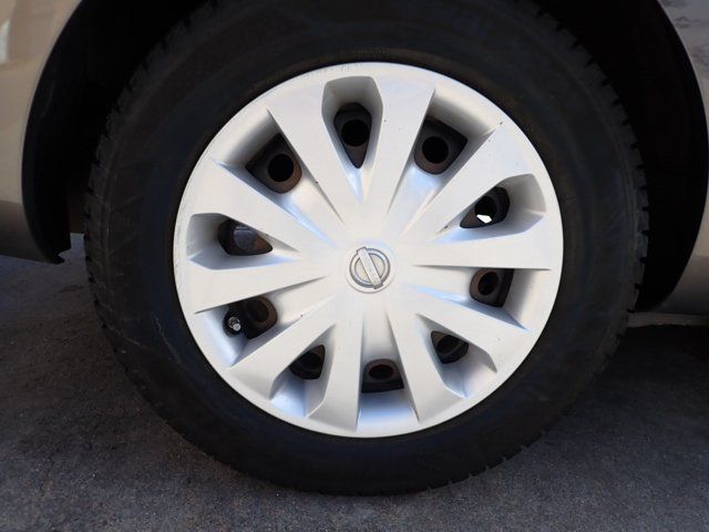 Used 2015 Nissan Versa S Plus FWD image 7