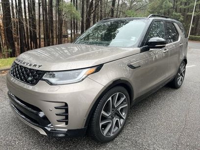 Certified 2025 Land Rover Discovery Dynamic SE