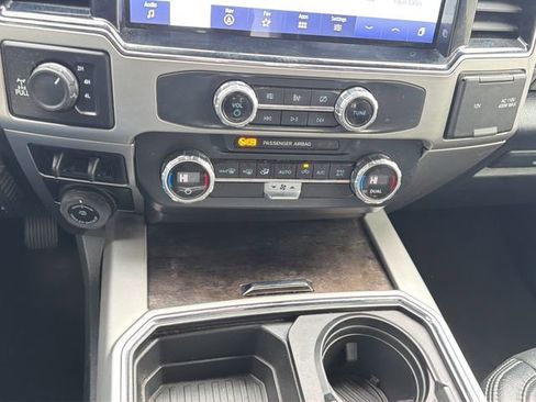 Used 2022 Ford F250 Lariat w/ Tremor Off-Road Package image 28