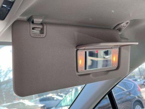 Certified 2024 Toyota Sienna Limited image 33