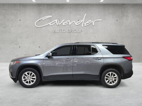 Used 2020 Chevrolet Traverse LT image 13
