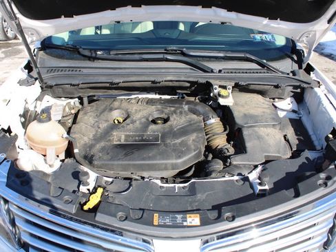 Used 2018 Lincoln MKC Select w/ Select Plus Package image 14