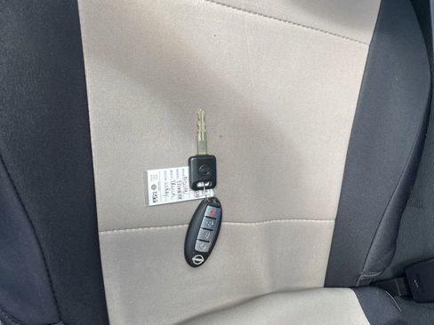 Used 2023 Nissan Frontier PRO-4X w/ Pro-4X Premium Package image 10