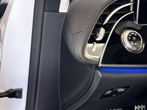 New 2026 Mercedes-Benz E 53 AMG e 4MATIC Sedan image 10