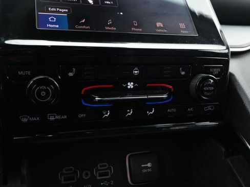Used 2022 Jeep Grand Cherokee Limited RWD image 17