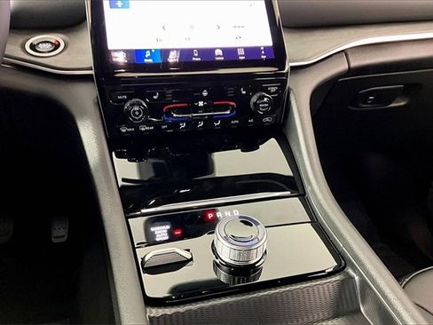 New 2025 Jeep Grand Cherokee L Limited image 7