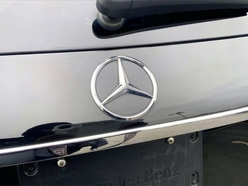 Used 2020 Mercedes-Benz GLC 300 4MATIC image 27