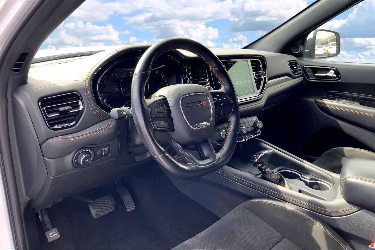 Used 2022 Dodge Durango R/T w/ Quick Order Package 22F AWD/4WD image 2