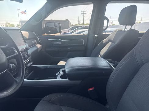 Used 2019 RAM 1500 Big Horn AWD/4WD image 30