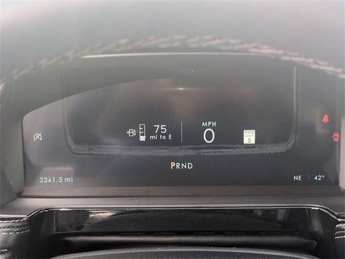 Certified 2025 Lincoln Corsair AWD w/ Equipment Group 101A image 17