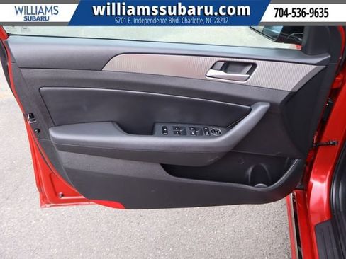 Used 2018 Hyundai Sonata Sport FWD image 17