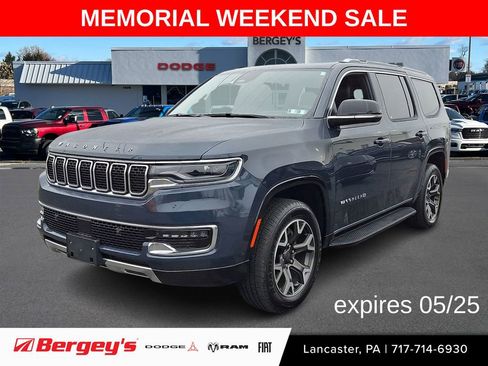Used 2024 Jeep Wagoneer Series III AWD/4WD image 1