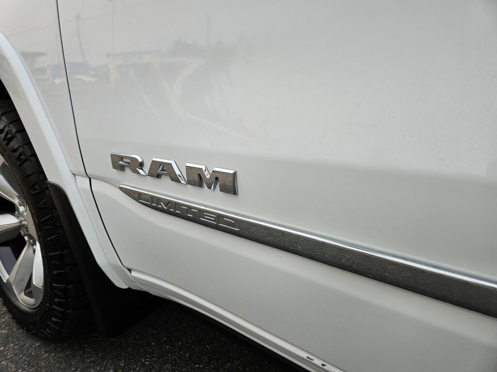 Used 2022 RAM 1500 Limited w/ Body-Colour Bumper Group AWD/4WD image 12