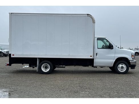 New 2024 Ford E-450 and Econoline 450 Super Duty w/ Power Windows & Locks Group image 3