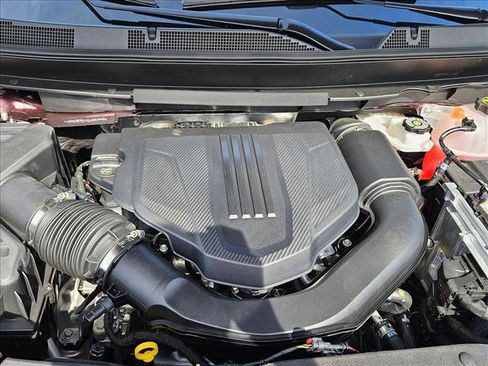 New 2025 GMC Acadia Elevation image 16