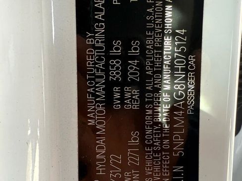 Used 2022 Hyundai Elantra SEL w/ Winter Weather Package image 46